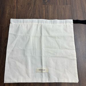 16x15” Kooreloo Dust Bag
